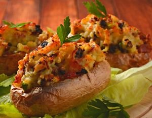 Stuffed Baked Potatoes with Bacon